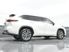 26 thumbnail image of  2021 Toyota Highlander Platinum