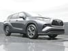 27 thumbnail image of  2021 Toyota Highlander XLE