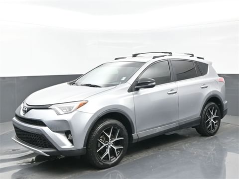 1 image of 2016 Toyota RAV4 SE
